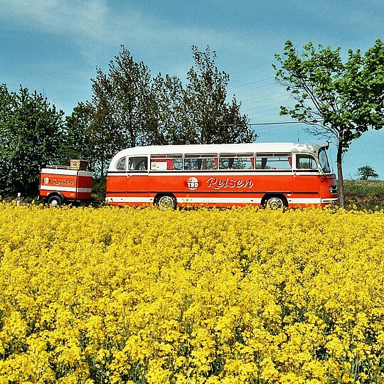 Wir vermieten Oldiebusse und moderne Reisebusse in Sachsen